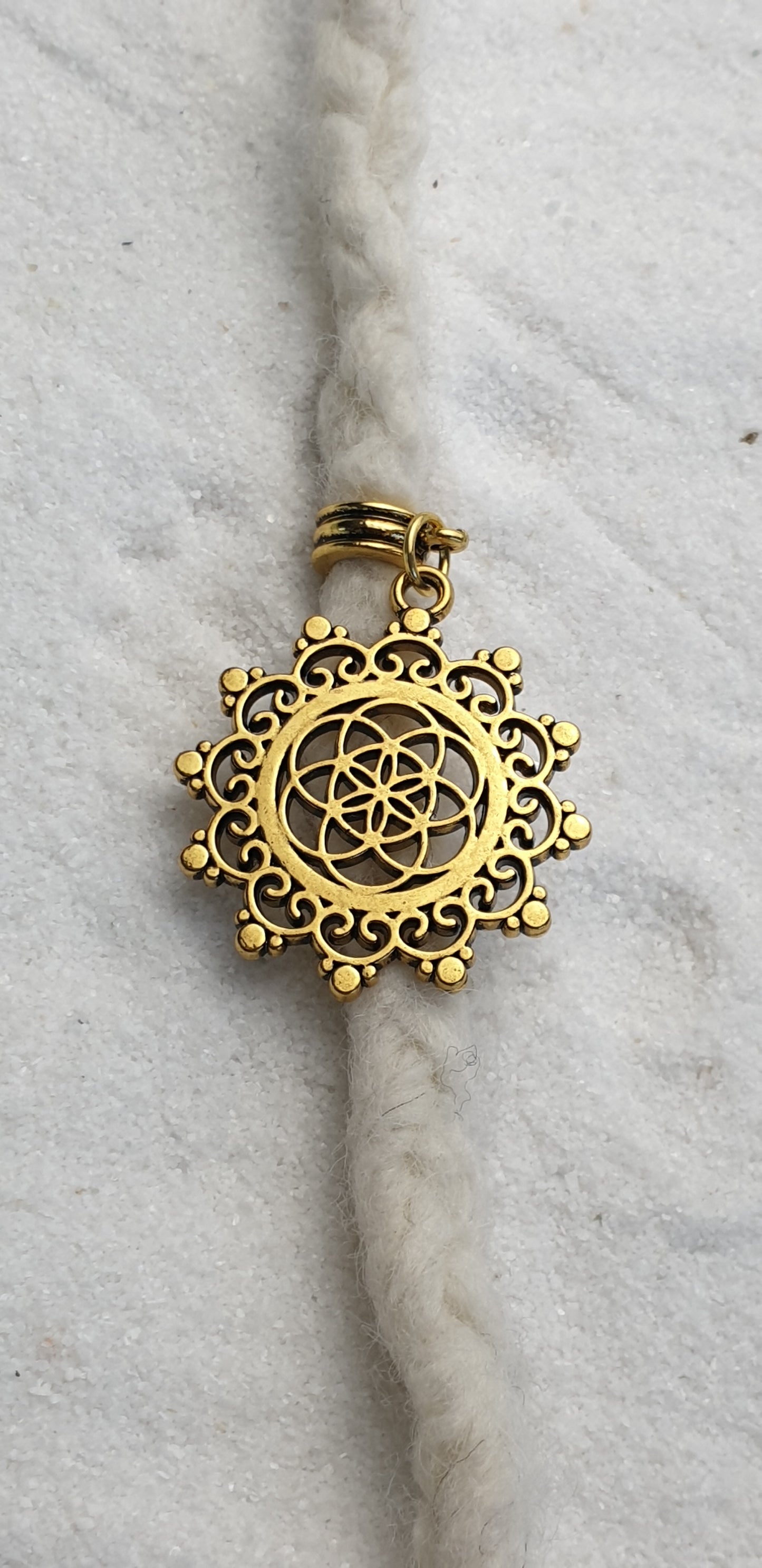 MANDALA Metall Dreadschmuck / Dread Charm / Flecht Perle und Anhänger mit großem Mandala Anhänger