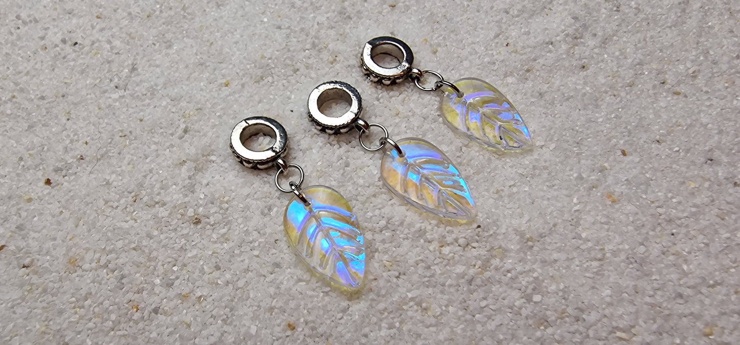 NYMPH Dread Charm / Dreadring /Dreadschmuck/ Flecht Perle mit schimmerndem blattförmigem Glas-Anhänger, einzeln oder als Set mit 3 Stück