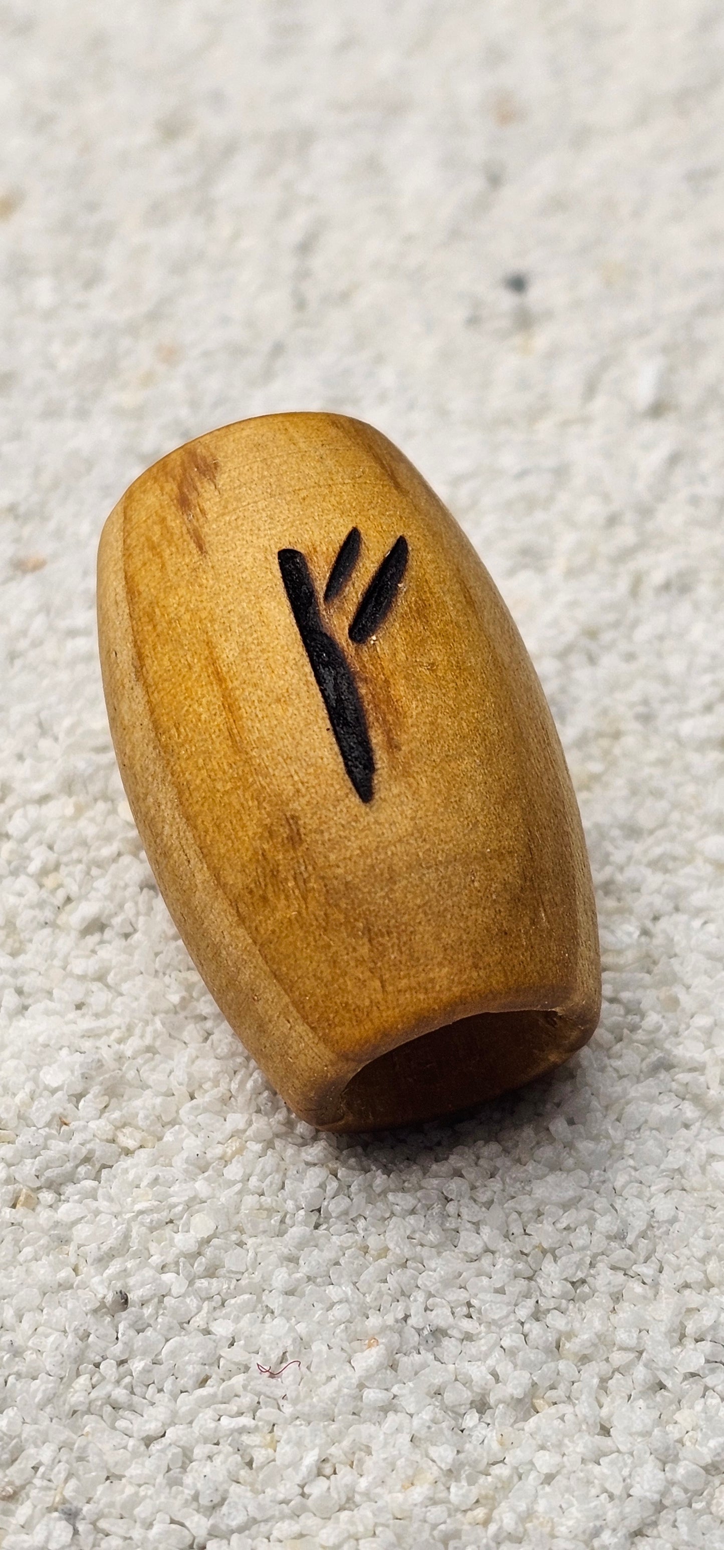 XXL BRANDRUNE FEHU - Riesige Holz Großlochperle Dreadschmuck / Dread Perle / Flecht Perle aus Kiefernholz mit eingebrannter Rune, glatt poliert