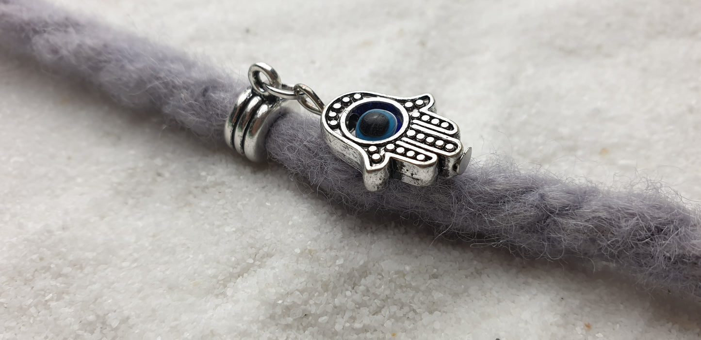 FATIMAS HAND Metall Dreadschmuck / Dread Charm / Flecht Perle und Anhänger mit drehbarem Glücksauge
