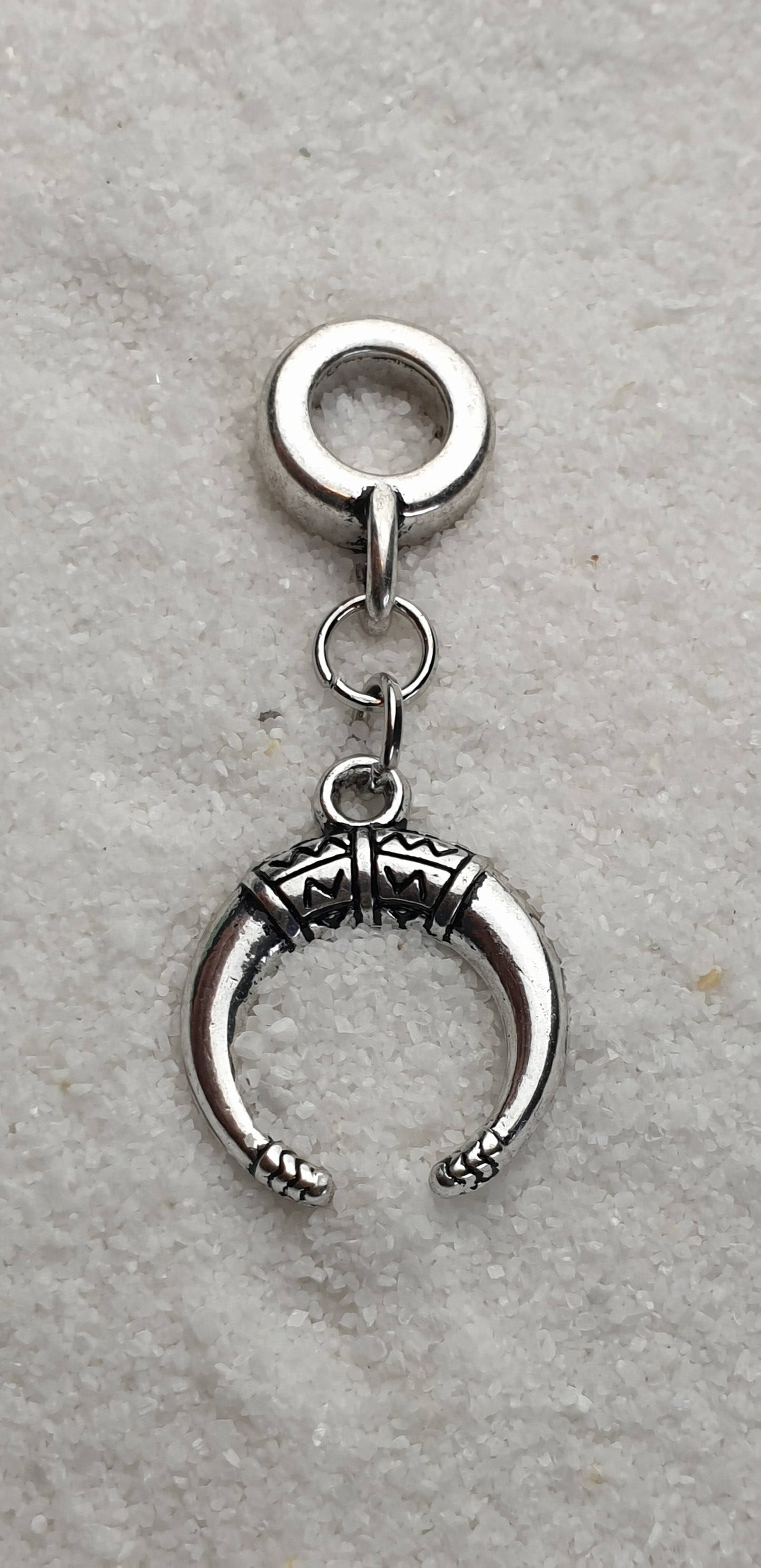HORNED GODDESS Metall Dreadschmuck / Dread Charm / Flecht Perle mit Hörner Anhänger