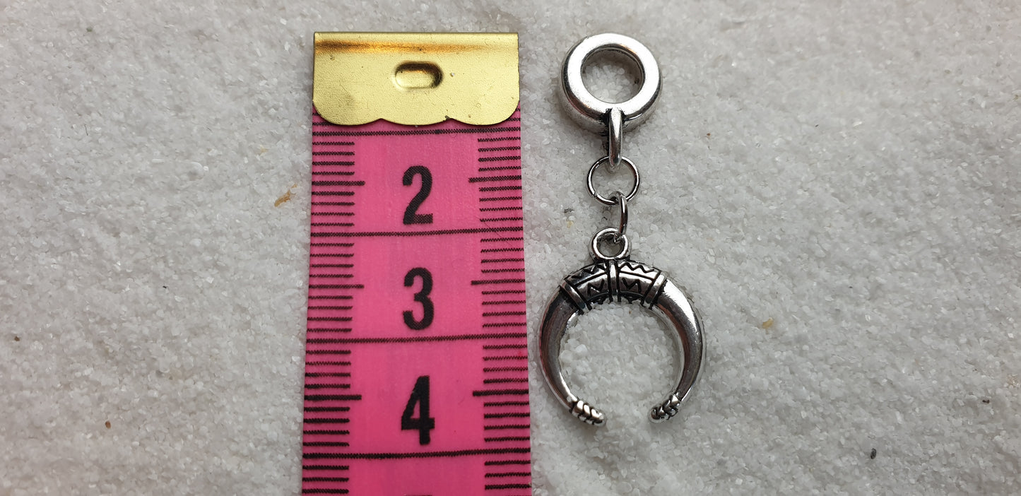 HORNED GODDESS Metall Dreadschmuck / Dread Charm / Flecht Perle mit Hörner Anhänger