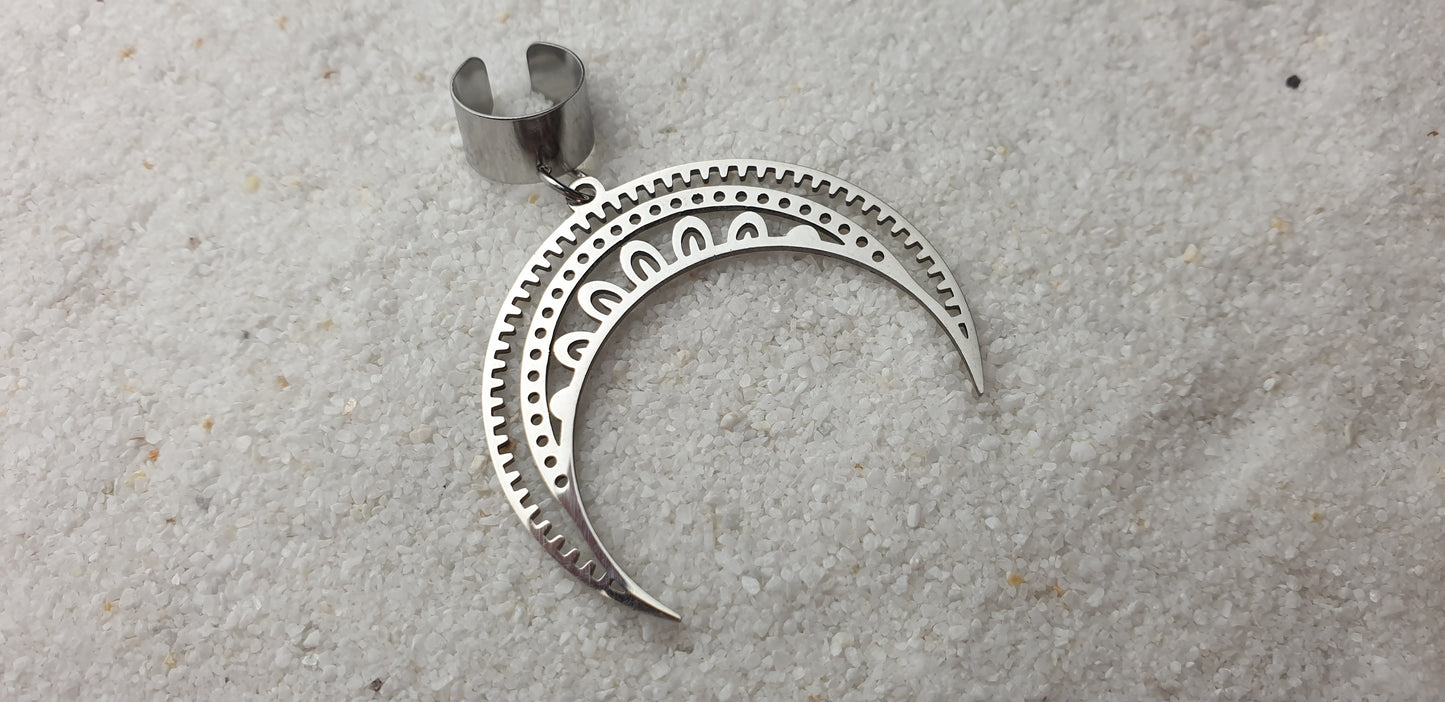 MOON GODDESS Ear Cuff mit riesigem Sichel Mond Schmuckanhänger aus Edelstahl