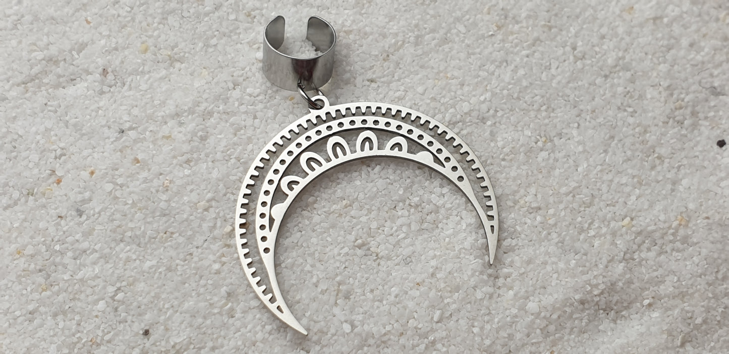 MOON GODDESS Ear Cuff mit riesigem Sichel Mond Schmuckanhänger aus Edelstahl