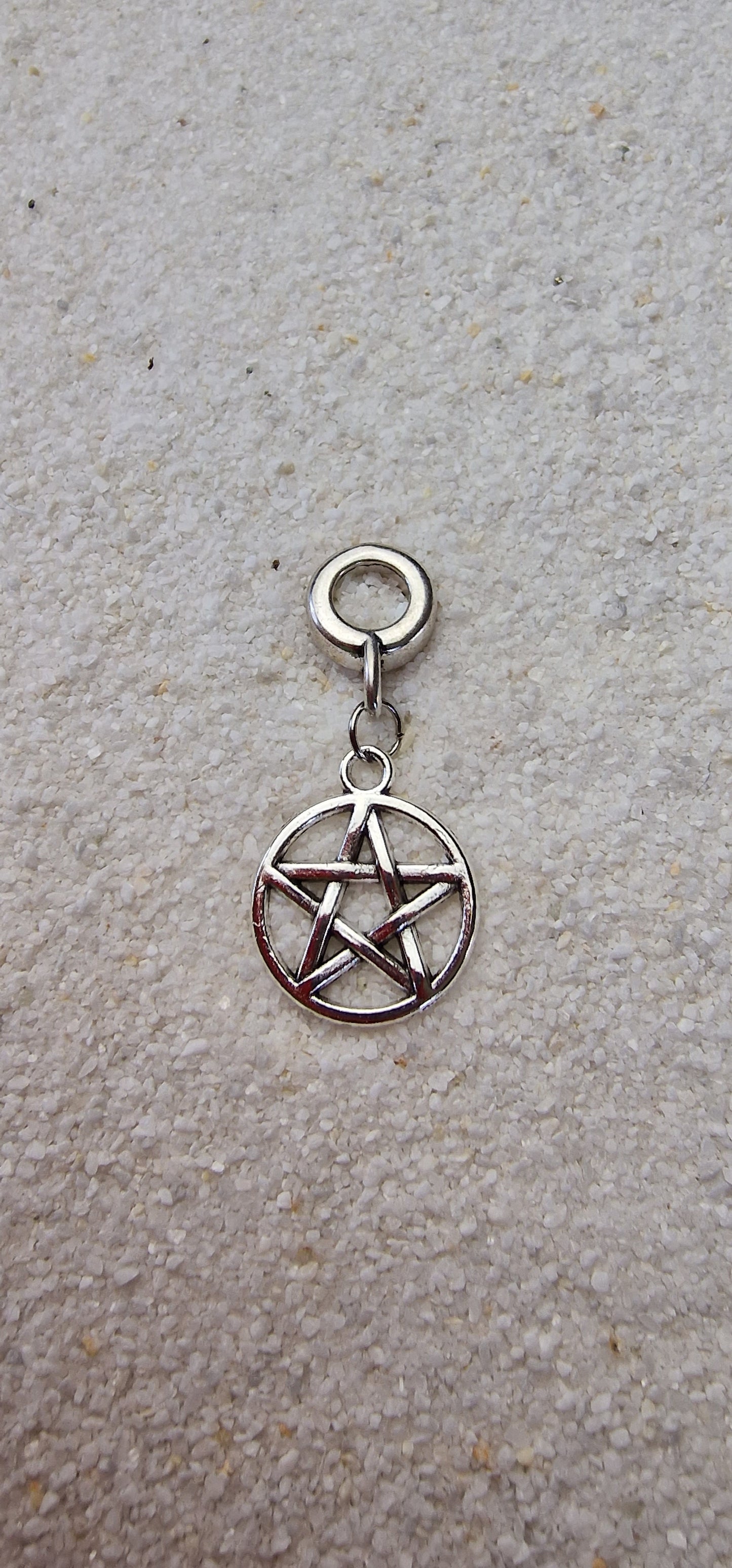 SUMMONER Metall Dreadring / Dread Charm / Flecht Perle und Anhänger mit Pentagramm