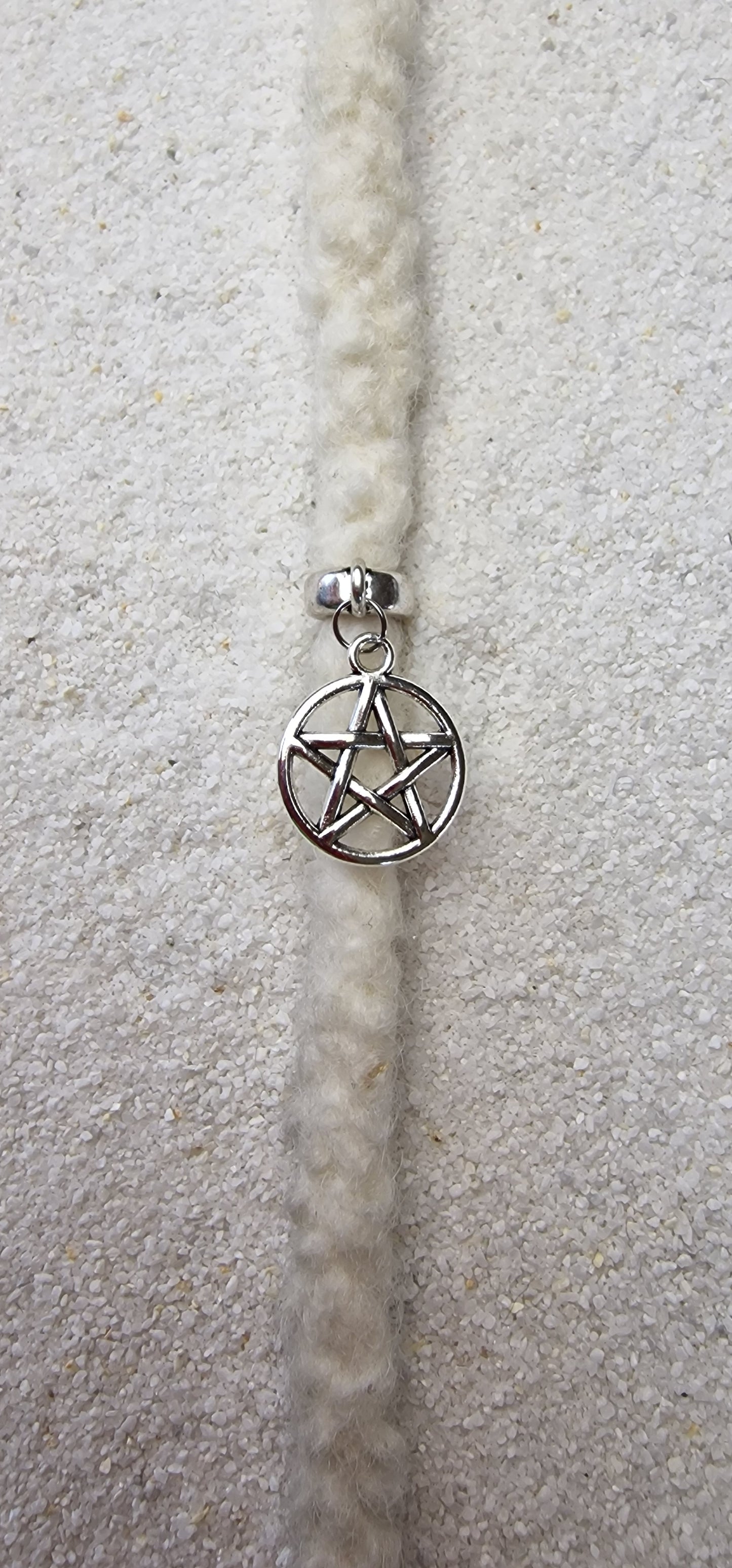 SUMMONER Metall Dreadring / Dread Charm / Flecht Perle und Anhänger mit Pentagramm