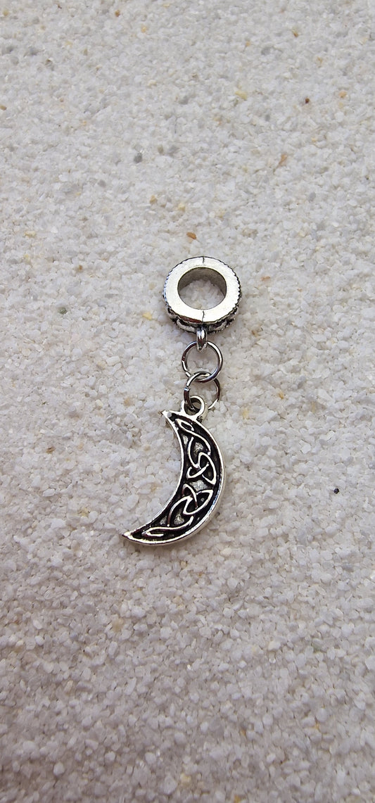WILD HUNT Metall Dreadschmuck / Dreadring / Dread Charm / Flecht Perle und Halbmond-Anhänger mit Tribal Verzierungen