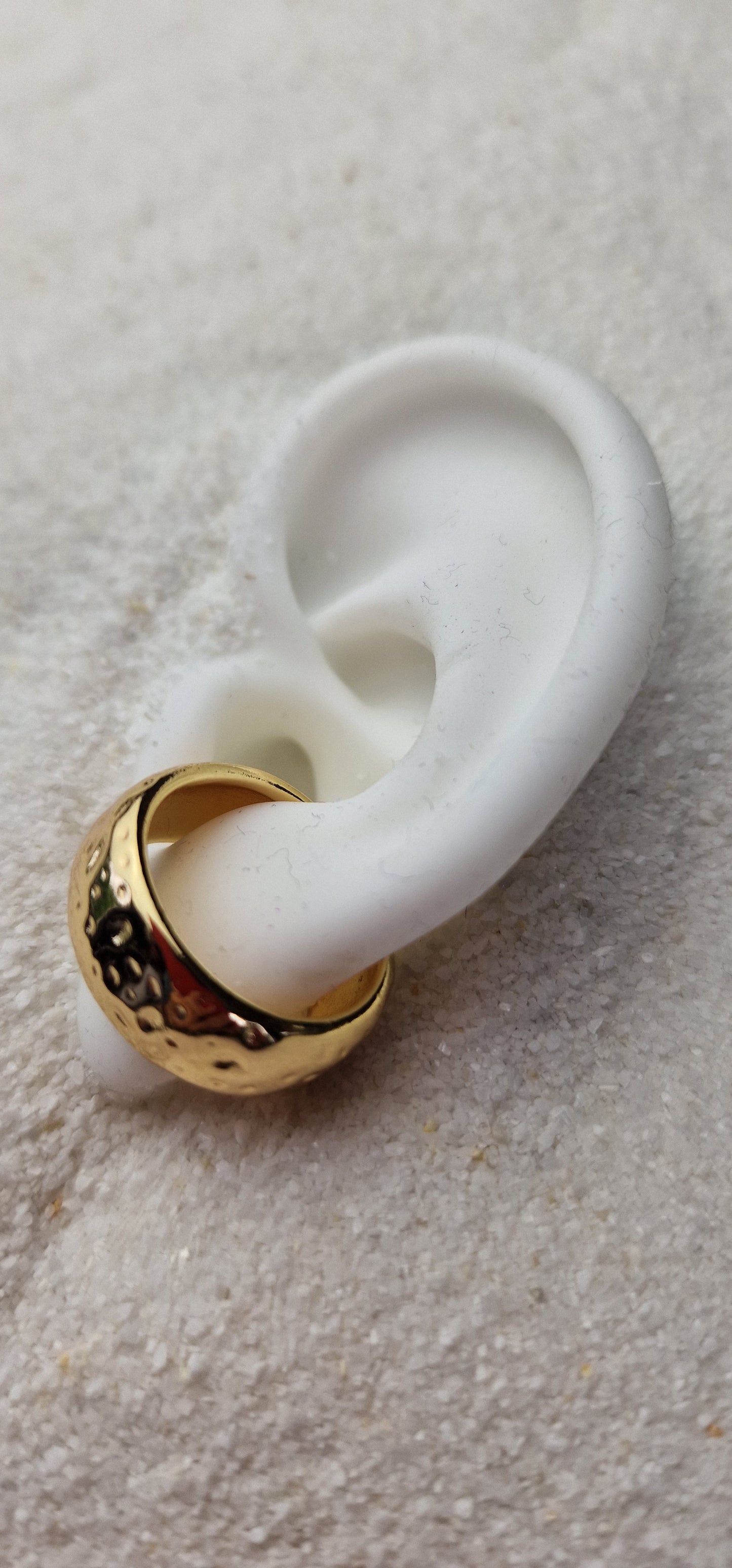 TEMPLE HOOP Metall Ear Cuff / Ear Wrap / Ohrmanschette / Ohrschmuck: Großer, breiter Eye Catcher für die Ohrmuschel