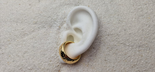 TEMPLE HOOP Metall Ear Cuff / Ear Wrap / Ohrmanschette / Ohrschmuck: Großer, breiter Eye Catcher für die Ohrmuschel