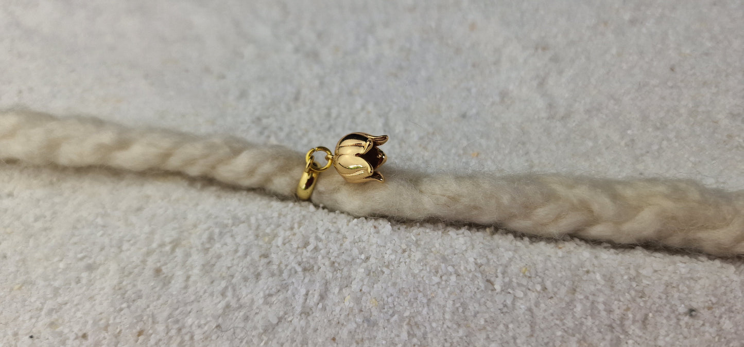 MAIGLÖCKCHEN Metall Dreadschmuck / Dread Charm / Flecht Perle / Dreadring mit zierlichem XS Blüten Anhänger aus Edelstahl