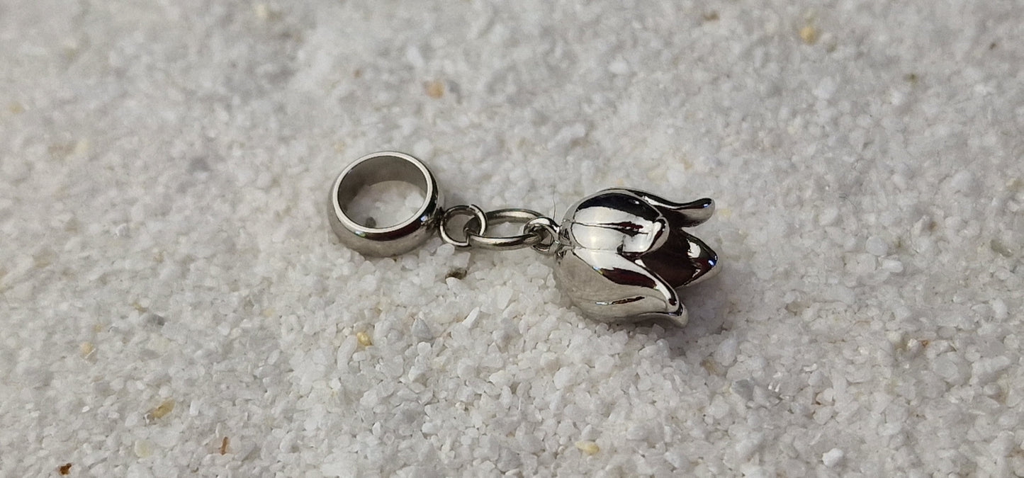MAIGLÖCKCHEN Metall Dreadschmuck / Dread Charm / Flecht Perle / Dreadring mit zierlichem XS Blüten Anhänger aus Edelstahl