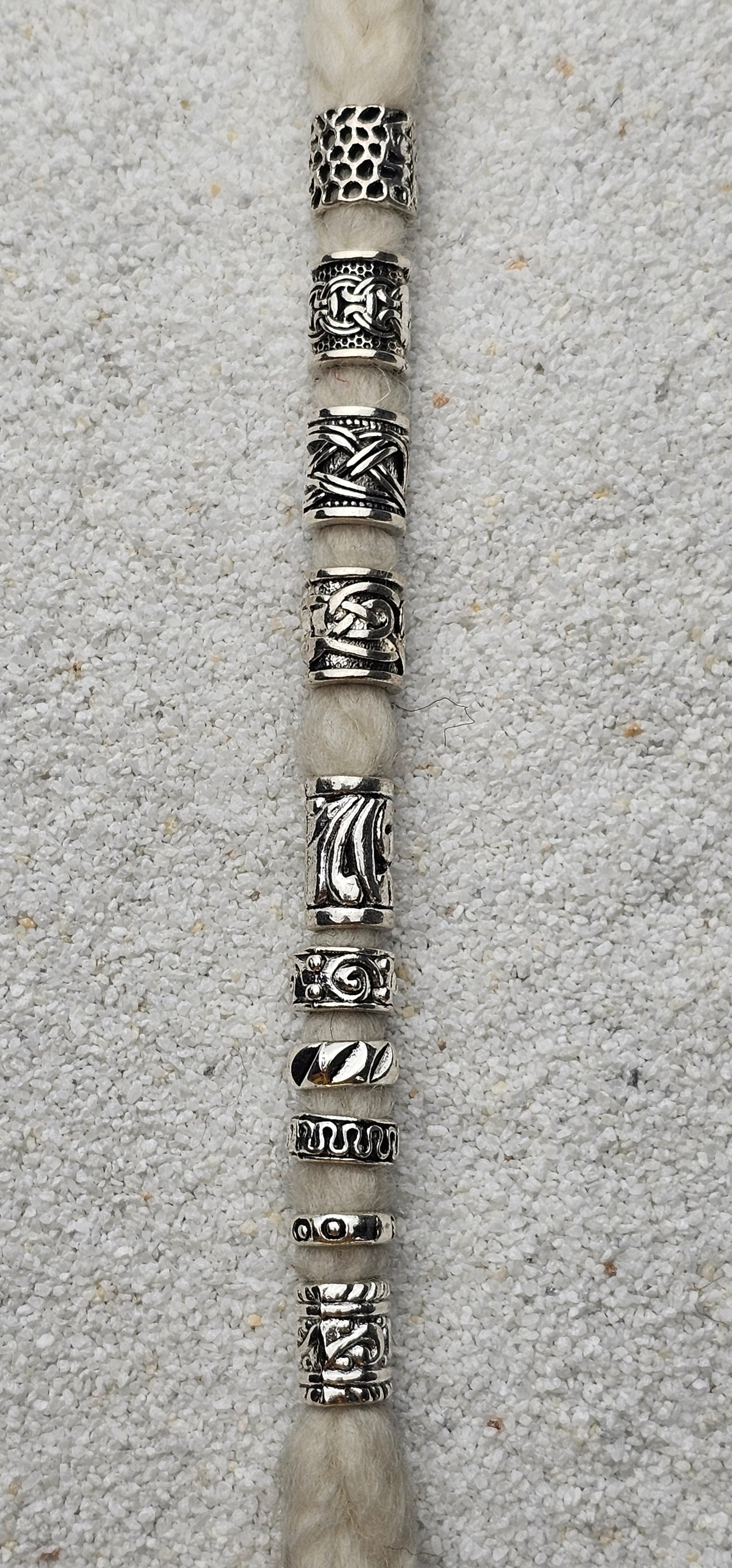 THE VIKING PROJECT Mixed Basic Beads: 10 verschiedene Dreadringe und Tubes im Set, Metall Dreadschmuck / Dread Perlen / Flecht Perlen